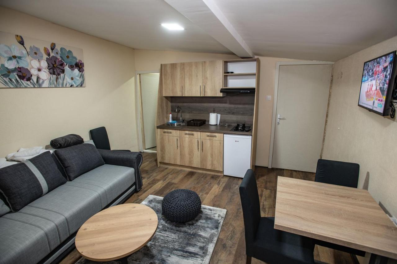 Apartmani Sp Jovanovic Crni Vrh Extérieur photo